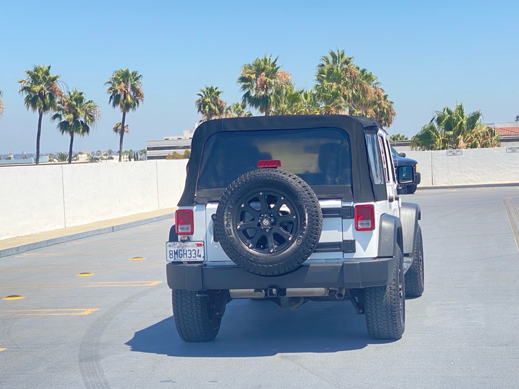 2016 Jeep Wrangler Unlimited Image 18
