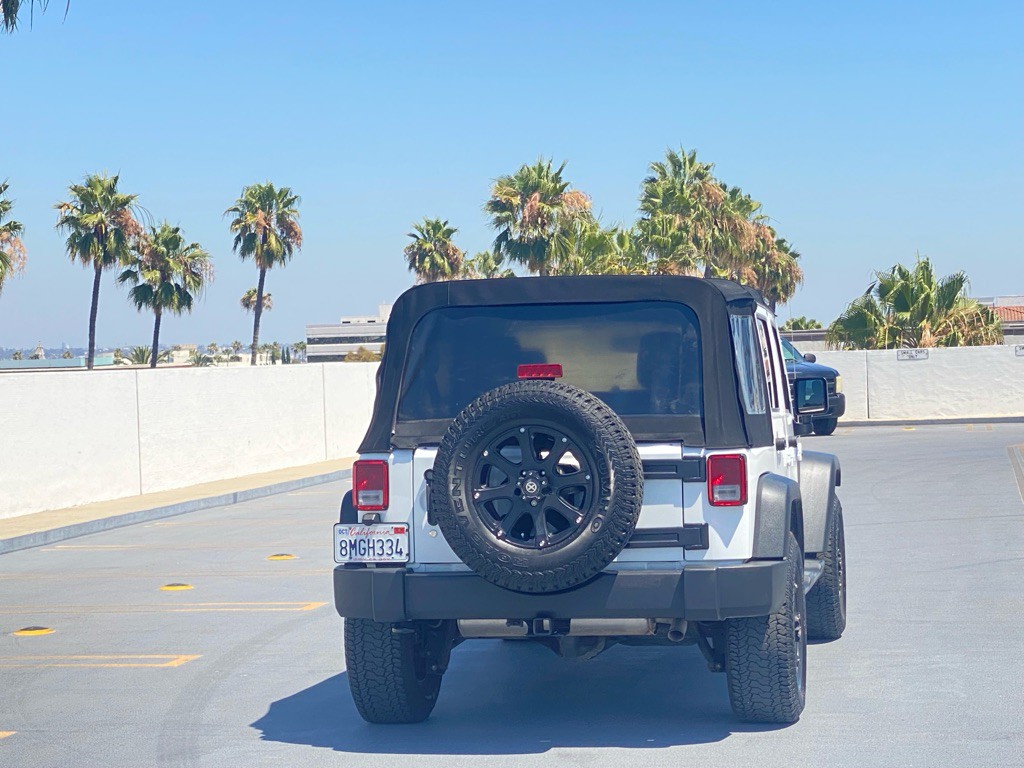 2016 Jeep Wrangler Unlimited Image 19