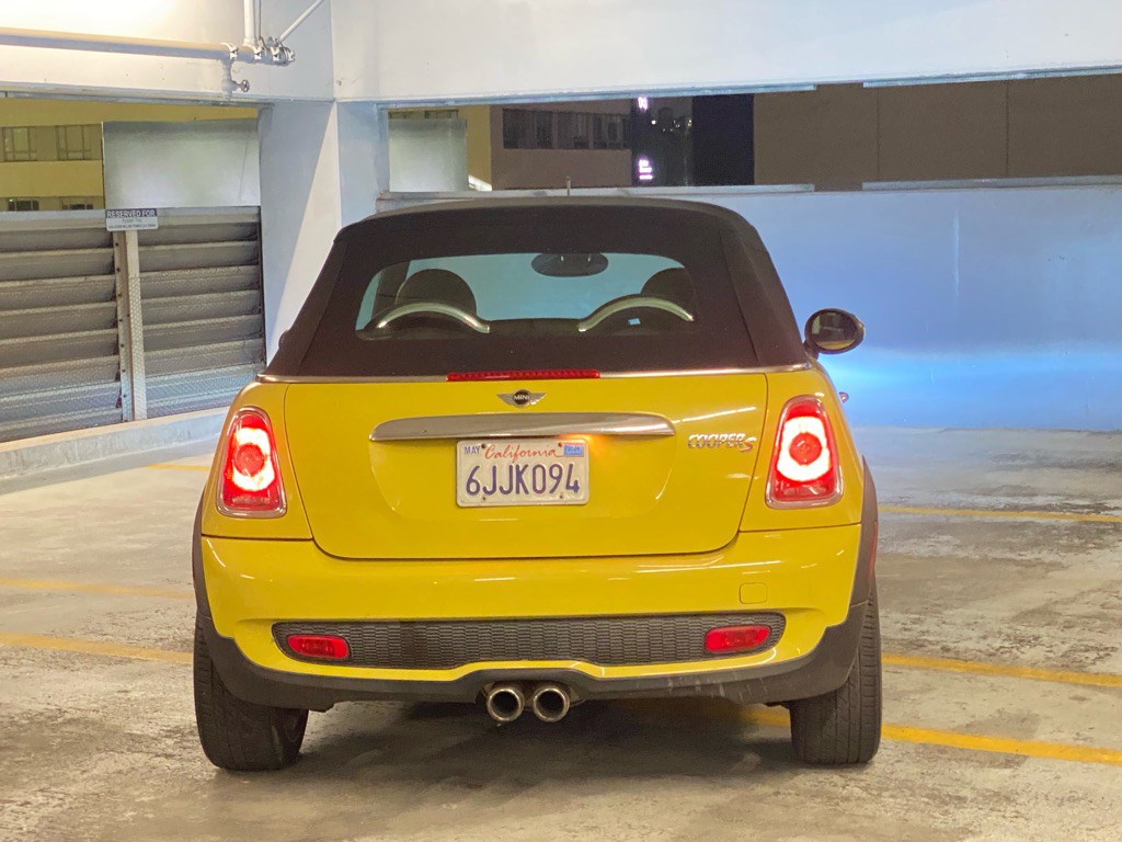 2009 MINI Cooper Image 8