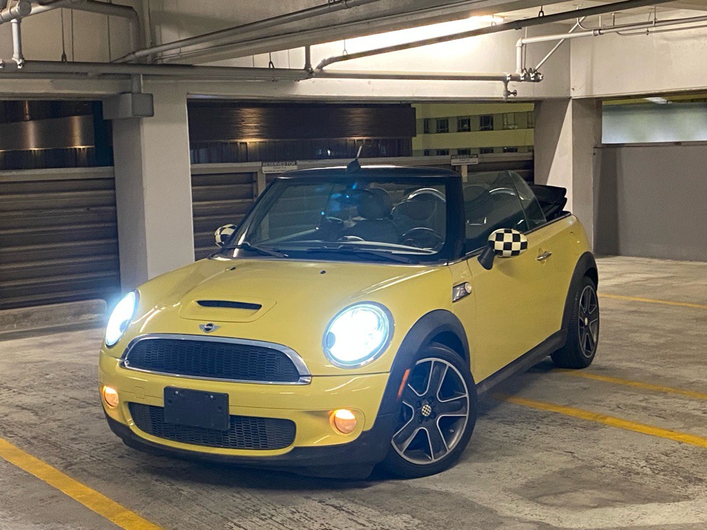 2009 MINI Cooper Image 15