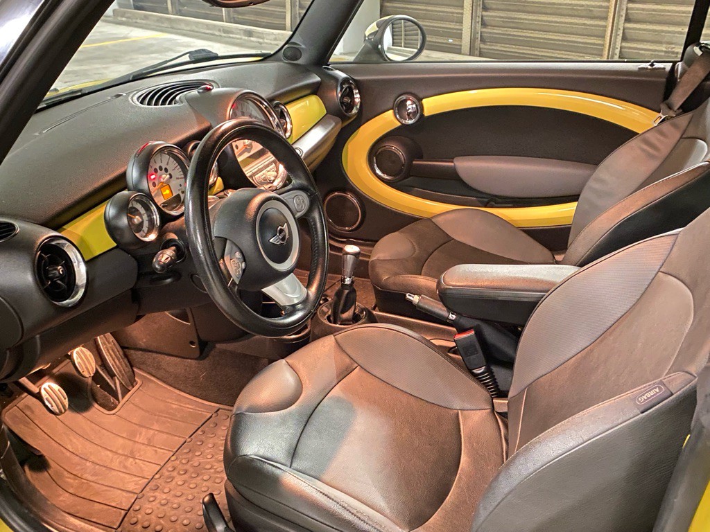2009 MINI Cooper Image 27