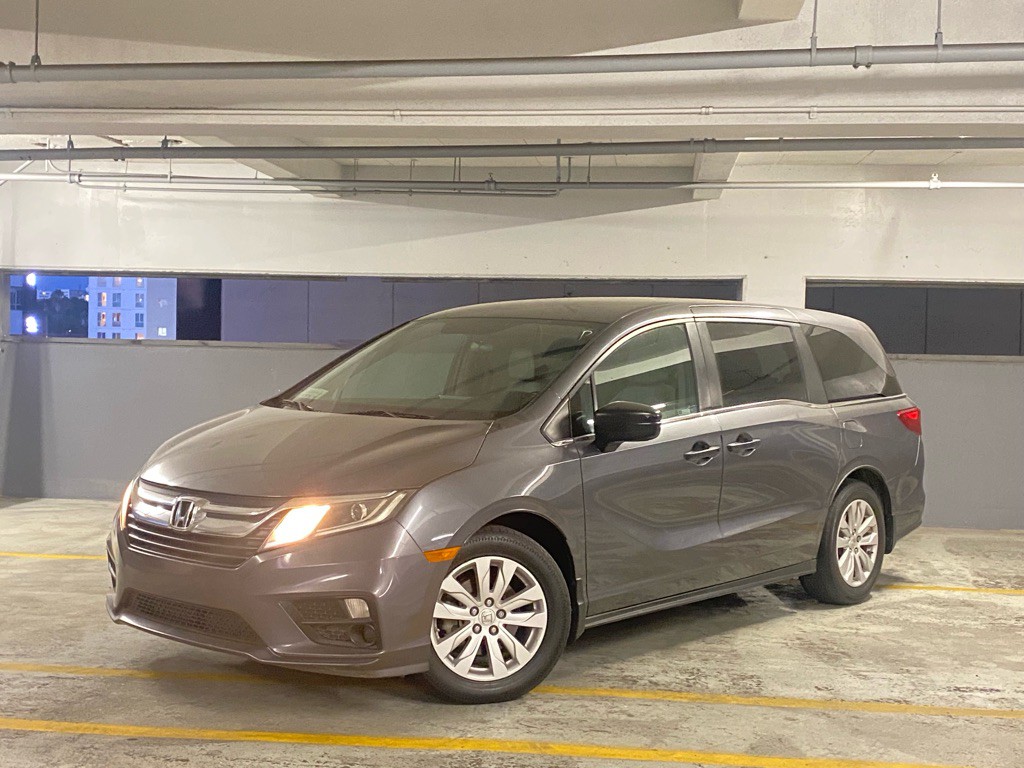 2020 Honda Odyssey Image 1