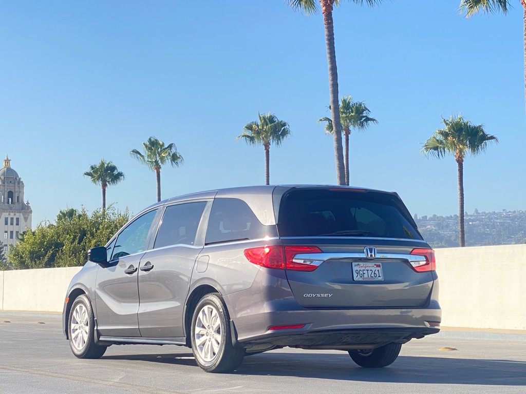 2020 Honda Odyssey Image 3