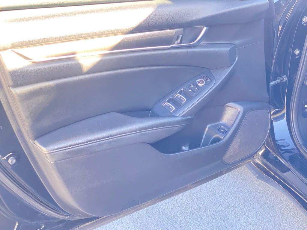 2020 Honda Accord Image 20
