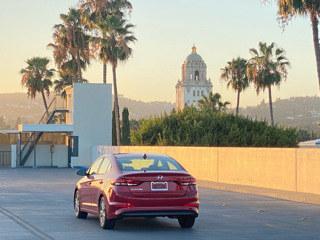 2017 Hyundai Elantra Image 14