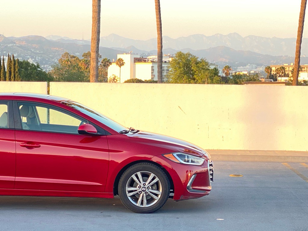 2017 Hyundai Elantra Image 17