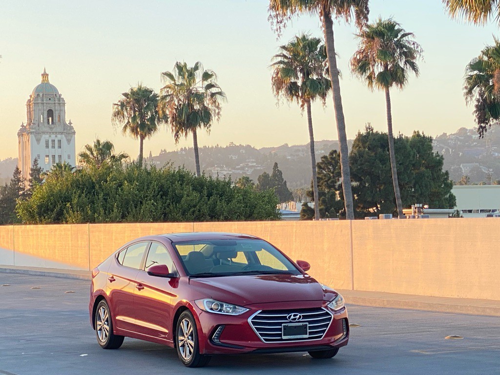 2017 Hyundai Elantra Image 19