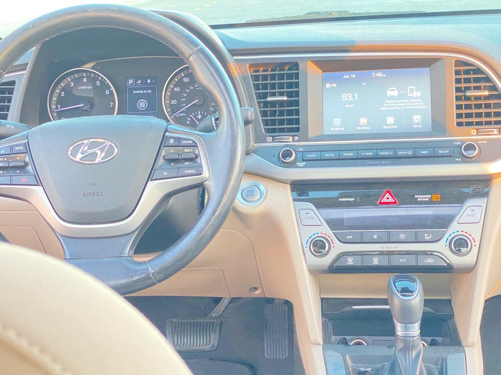 2017 Hyundai Elantra Image 26