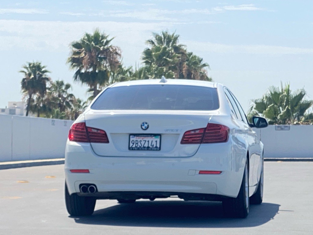 2016 BMW 5 Series Image 12