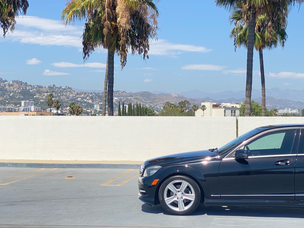 2011 Mercedes-Benz C-Class Image 6