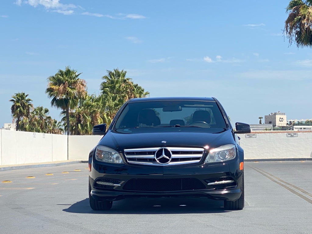 2011 Mercedes-Benz C-Class Image 10