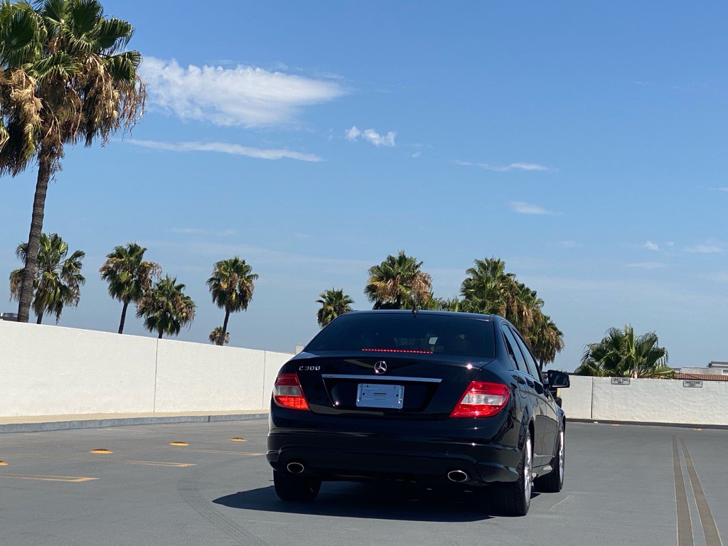 2011 Mercedes-Benz C-Class Image 13