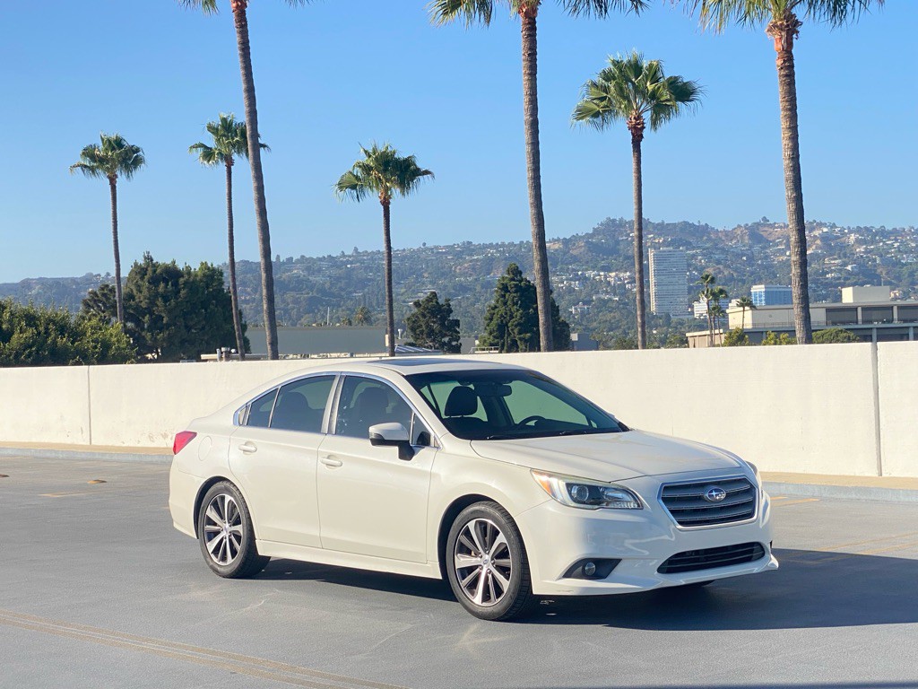 2015 Subaru Legacy Image 32