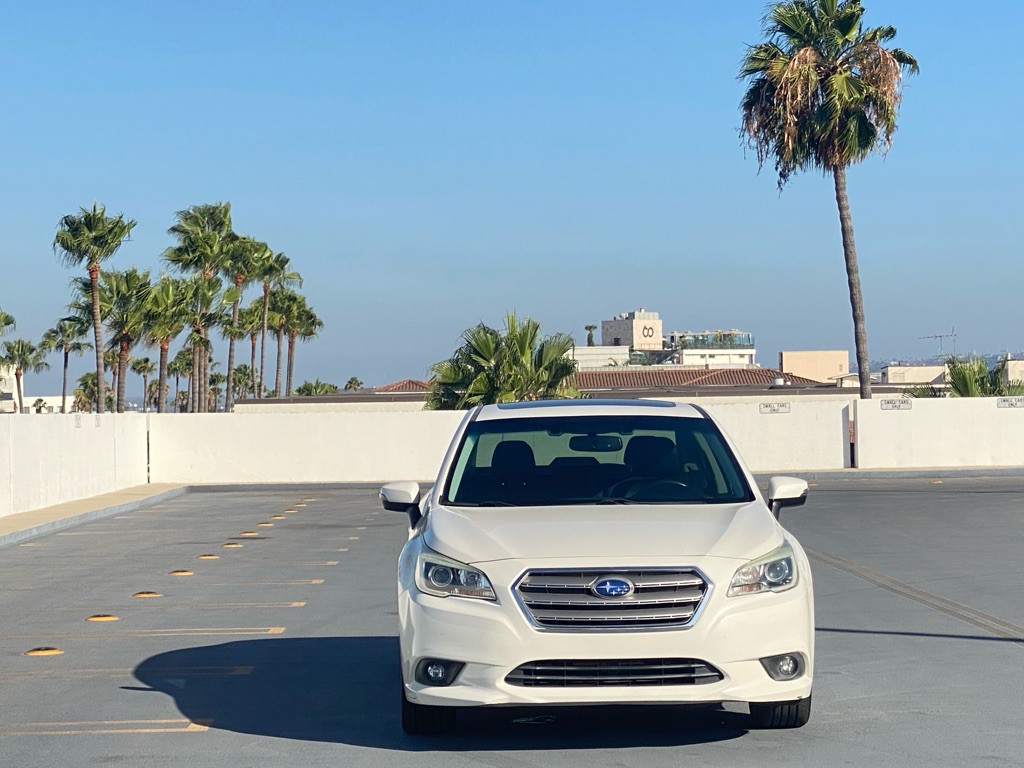 2015 Subaru Legacy Image 10