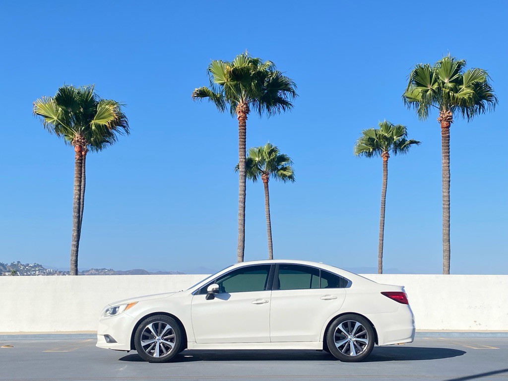 2015 Subaru Legacy Image 4