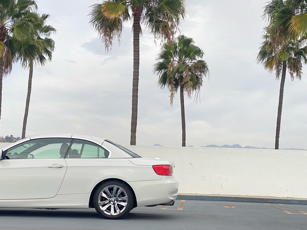 2013 BMW 3 Series Image 11