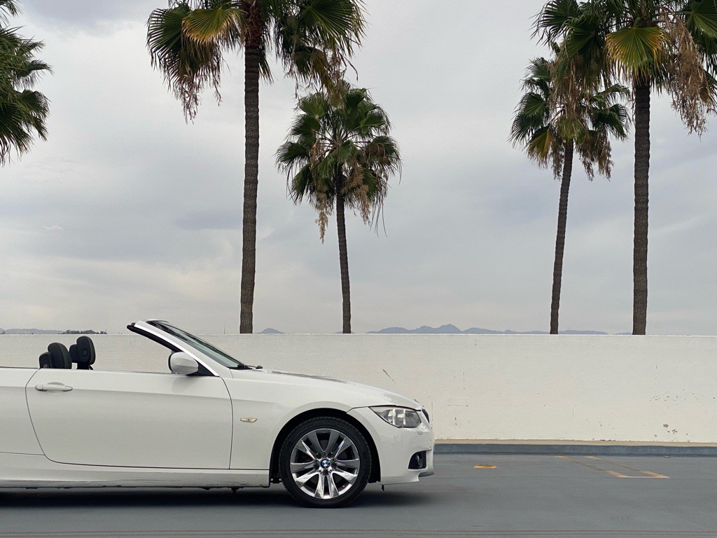 2013 BMW 3 Series Image 26