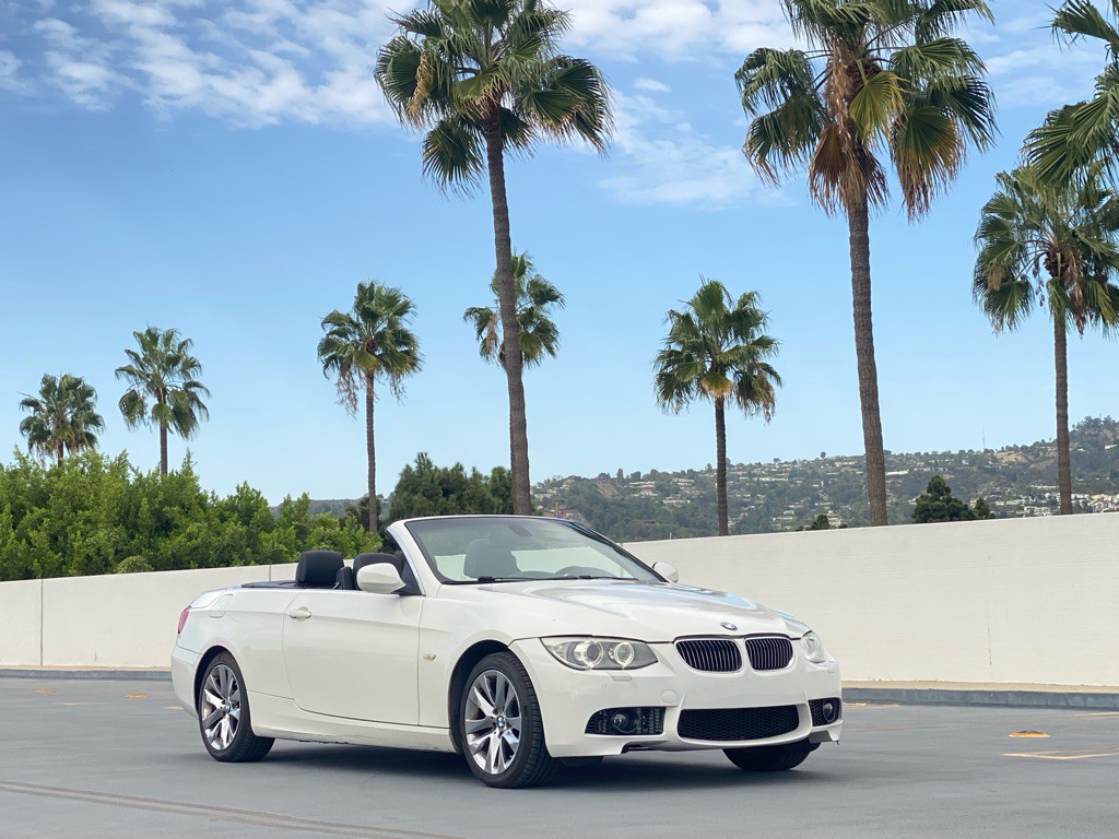 2013 BMW 3 Series Image 28