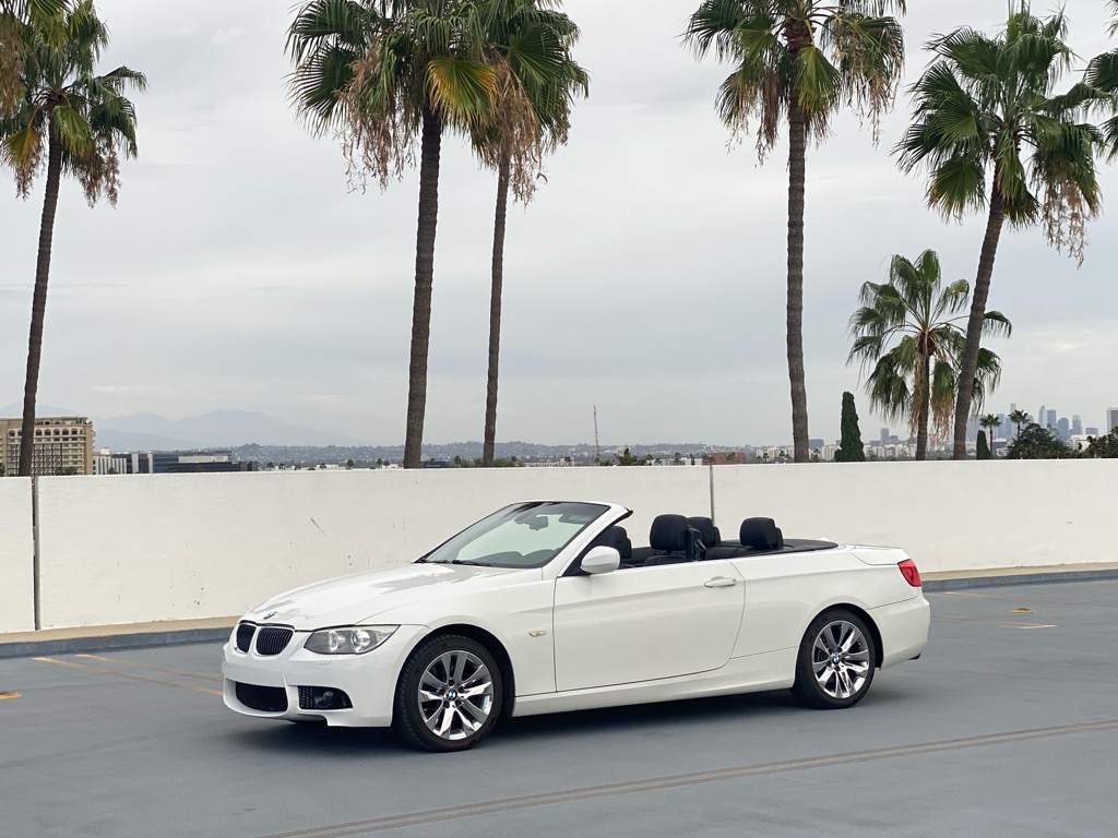 2013 BMW 3 Series Image 33