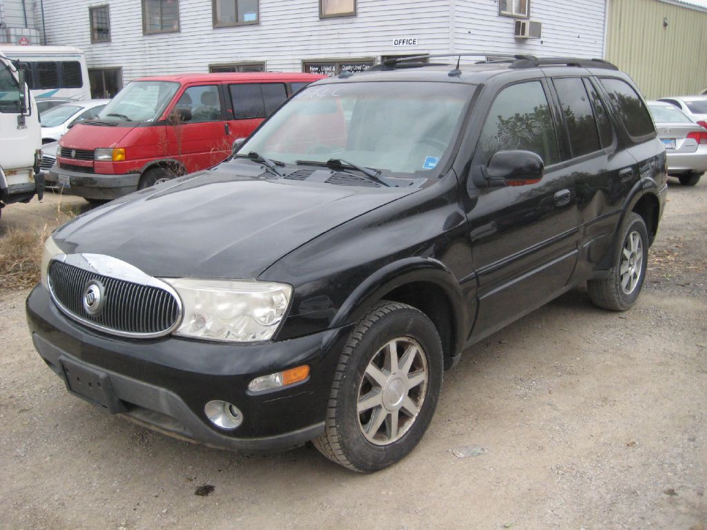 2004 Buick Rainier Image 1