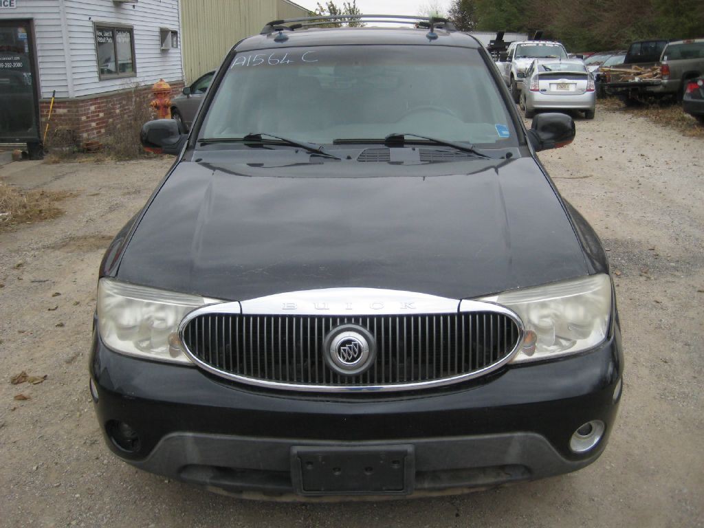2004 Buick Rainier Image 2