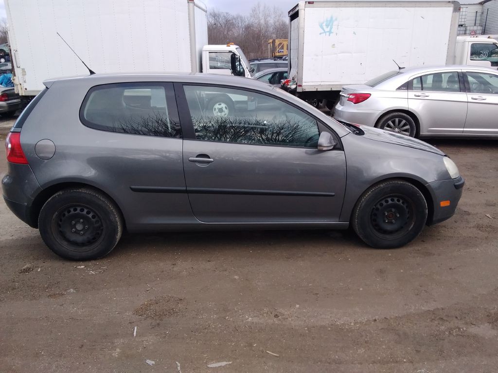 2008 Volkswagen Rabbit Image 4