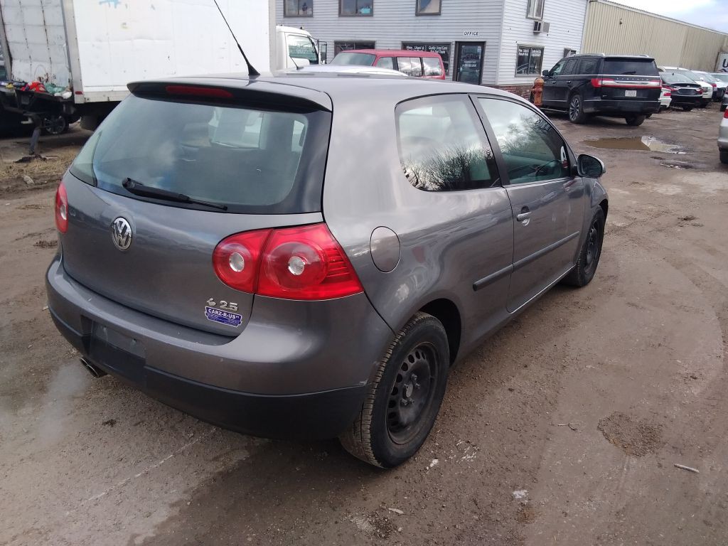 2008 Volkswagen Rabbit Image 5