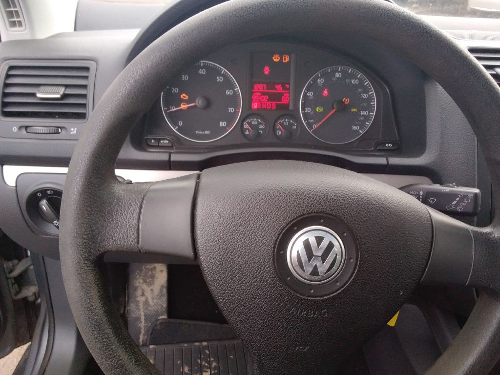 2008 Volkswagen Rabbit Image 12