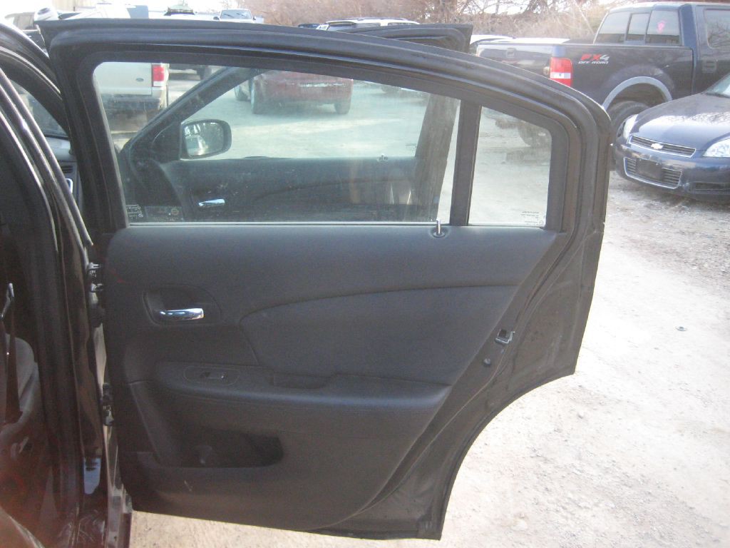 2012 Chrysler 200 Image 10