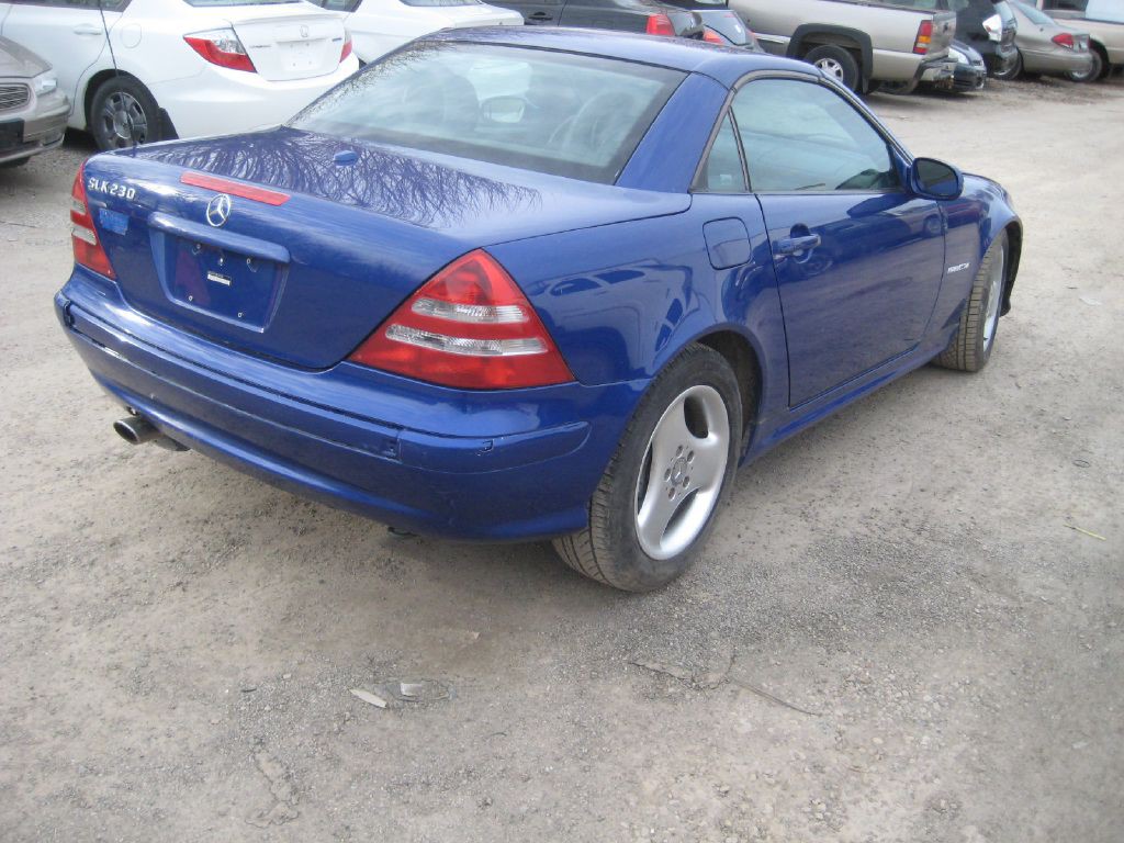 2003 Mercedes-Benz SLK-Class Image 5
