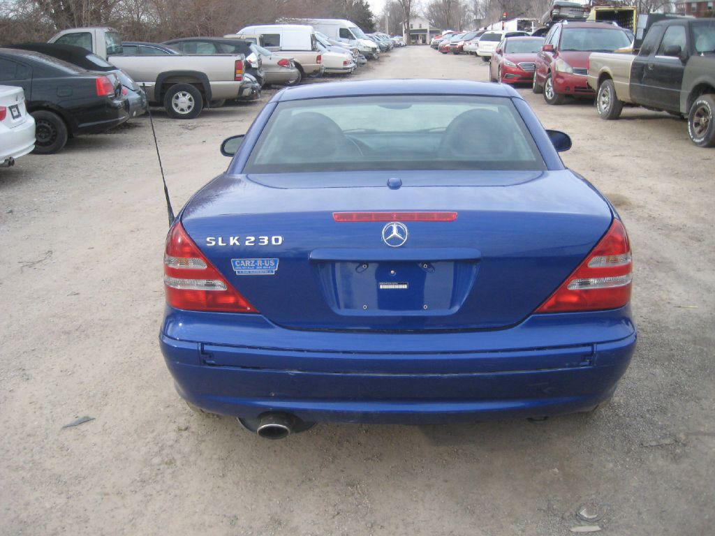 2003 Mercedes-Benz SLK-Class Image 6