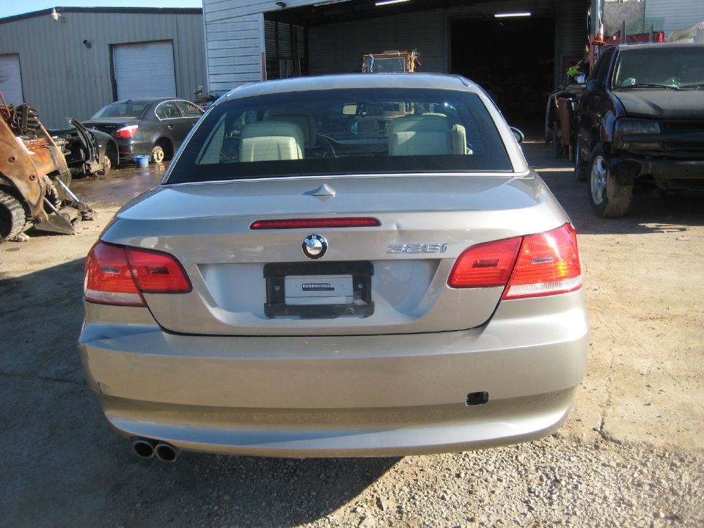 2009 BMW 3 Series Image 6