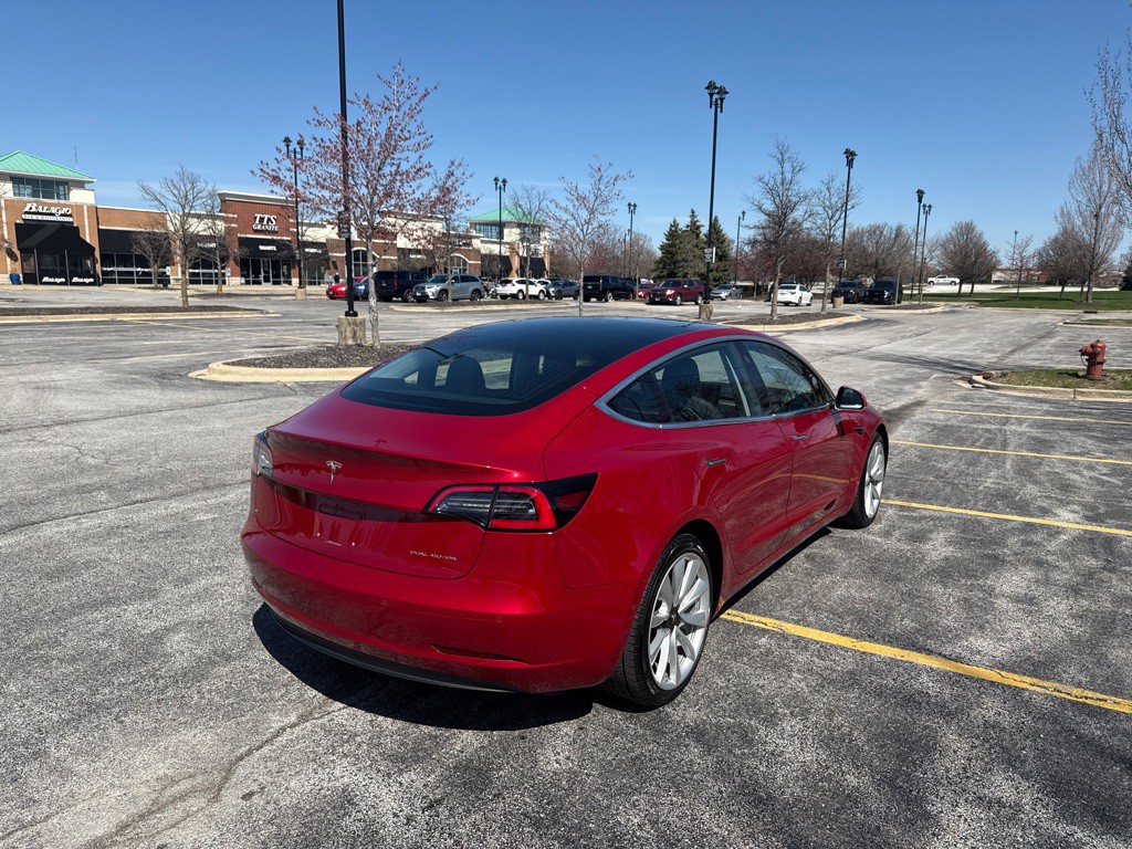 2018 Tesla Model 3 Image 3