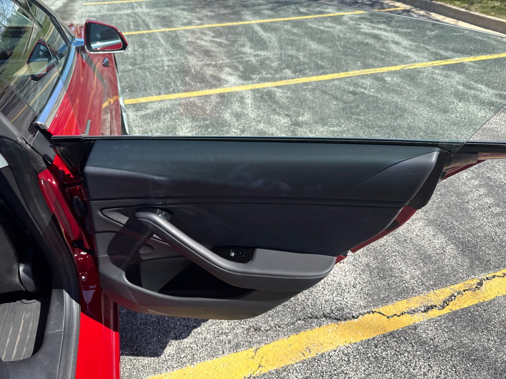 2018 Tesla Model 3 Image 12