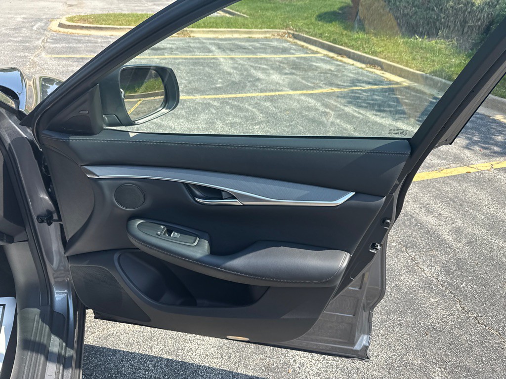 2021 INFINITI QX50 Image 17