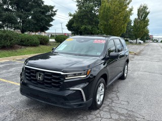 Image for 2023 Honda Pilot LX ID: 6428681