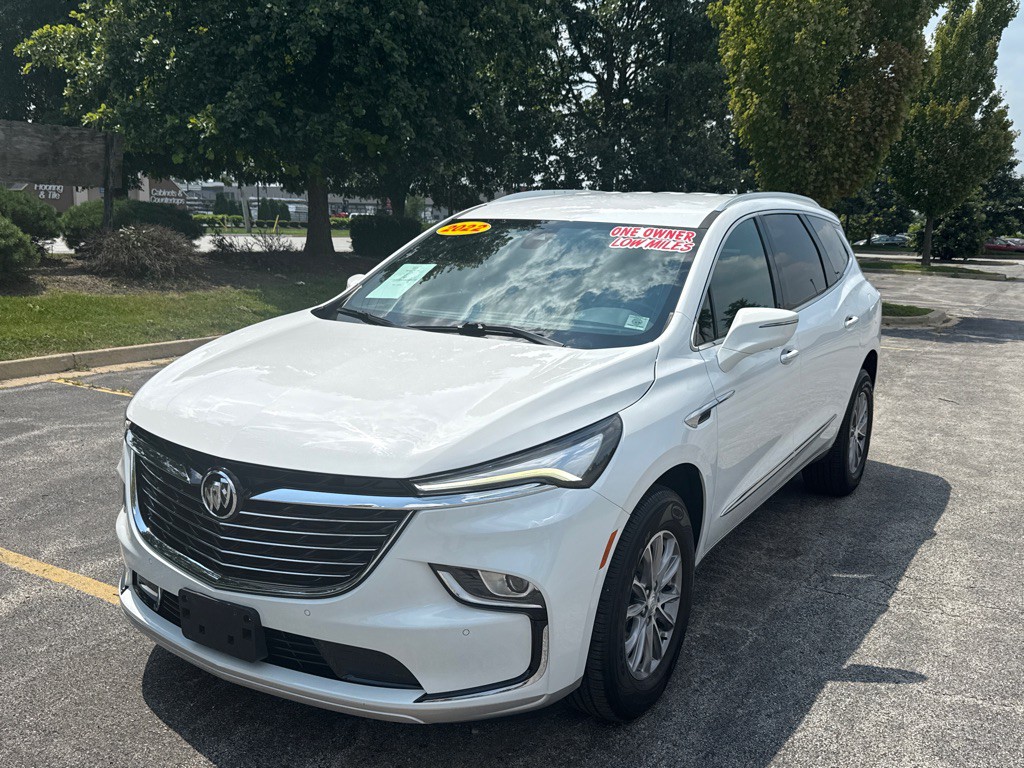 2022 Buick Enclave Image 1