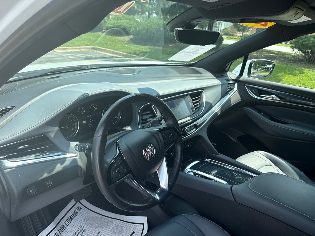 2022 Buick Enclave Image 6