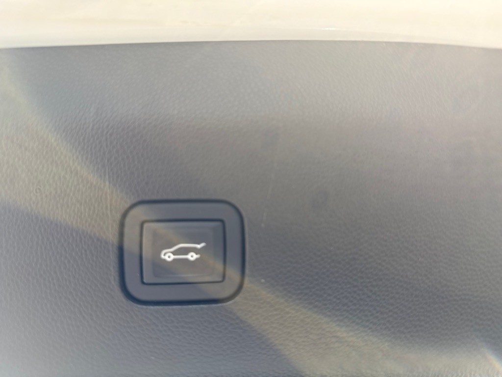 2022 Buick Enclave Image 13