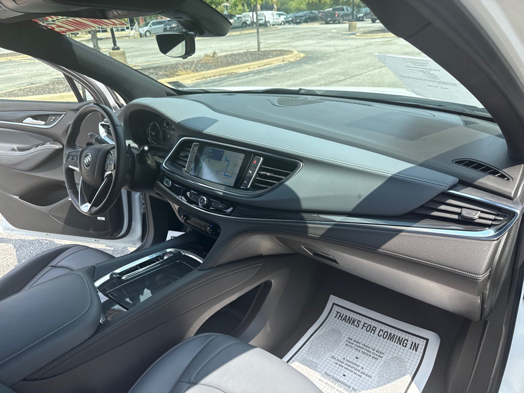 2022 Buick Enclave Image 18