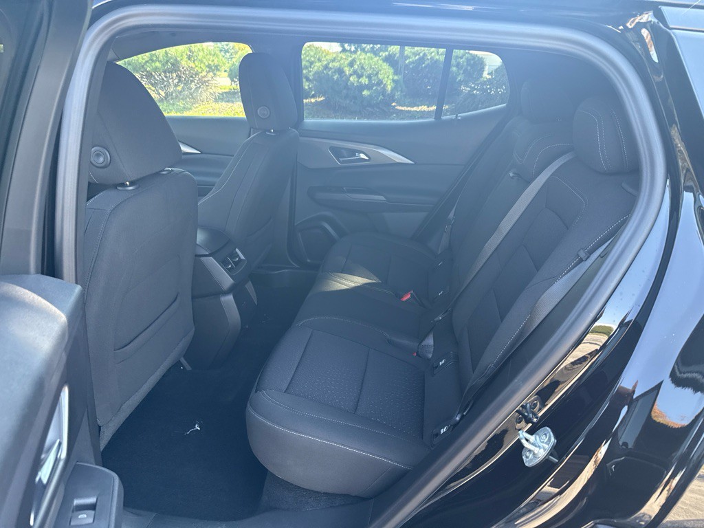 2025 Chevrolet Equinox Image 9