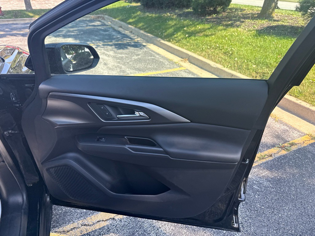 2025 Chevrolet Equinox Image 16