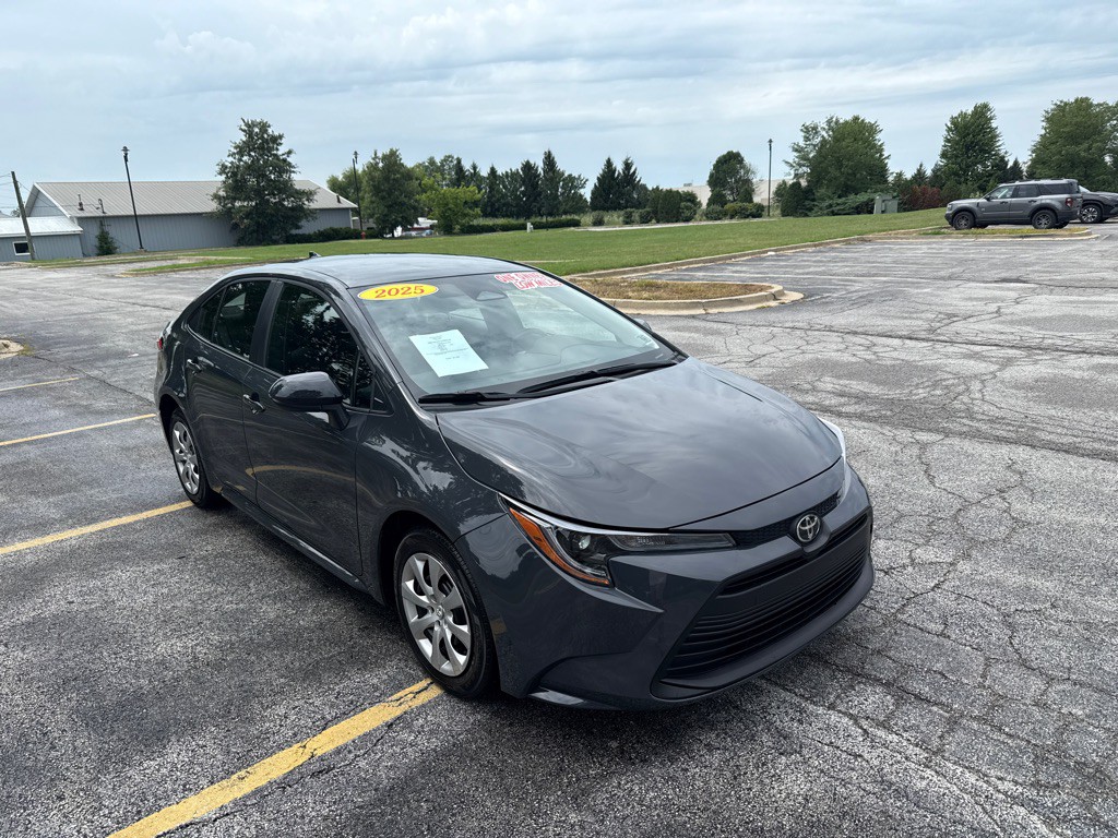 2025 Toyota Corolla Image 2
