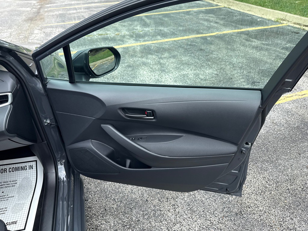 2025 Toyota Corolla Image 16