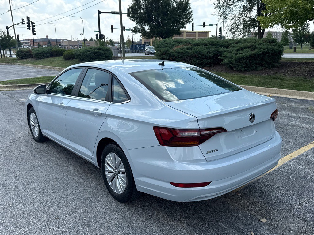 2019 Volkswagen Jetta Image 4