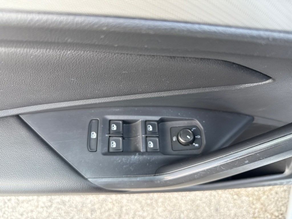 2019 Volkswagen Jetta Image 8
