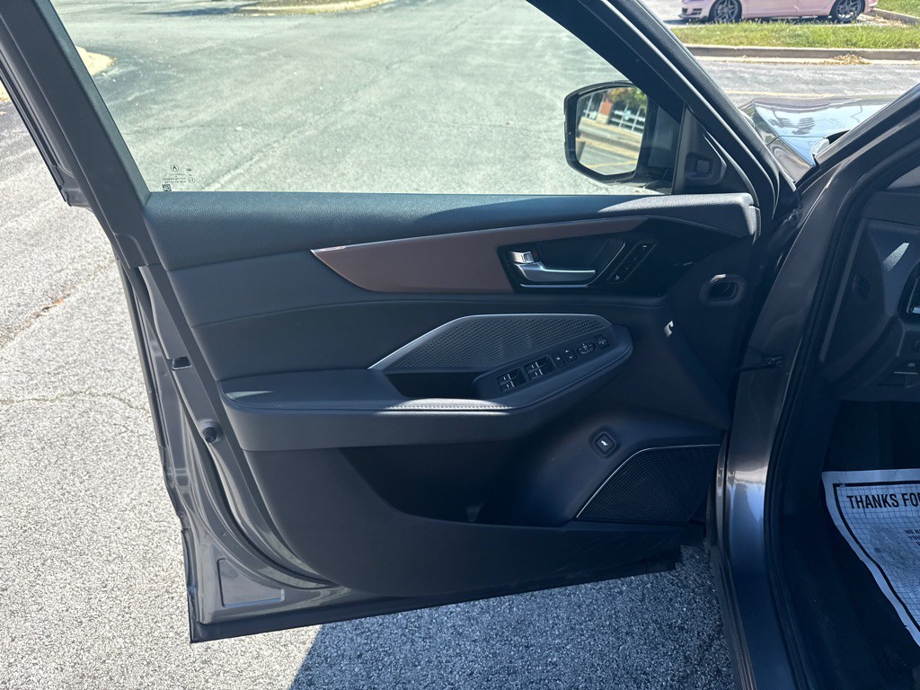 2022 Acura MDX Image 11