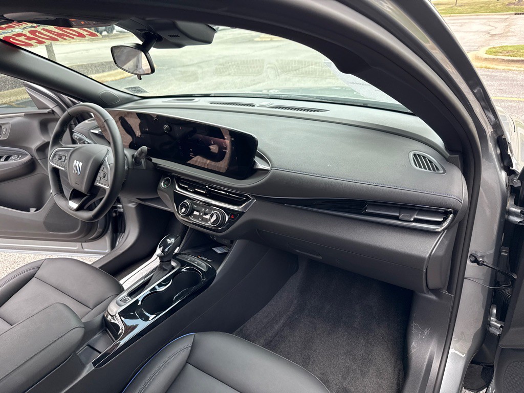 2024 Buick Envista Image 16