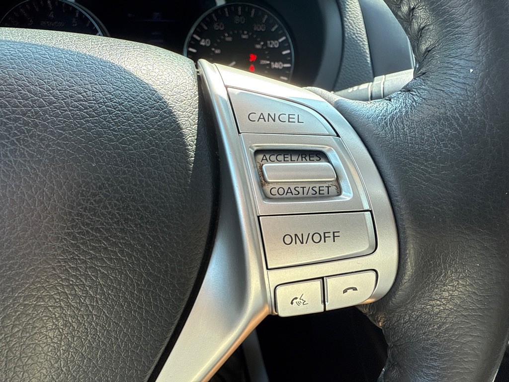 2017 Nissan Altima Image 27