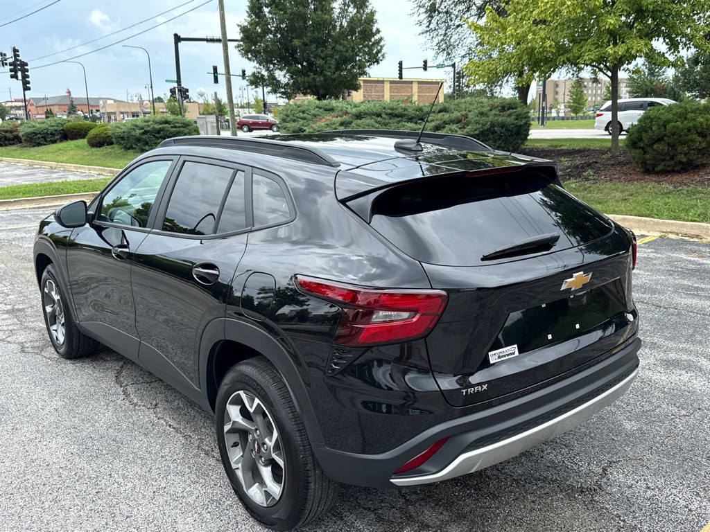 2025 Chevrolet Trax Image 4